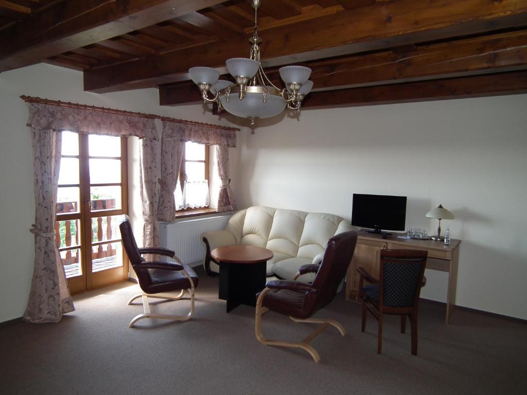 Hotel Alpska Vyhlidka Kvilda Rum bild