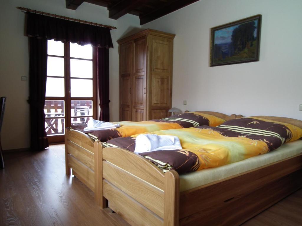 Hotel Alpska Vyhlidka Kvilda Rum bild