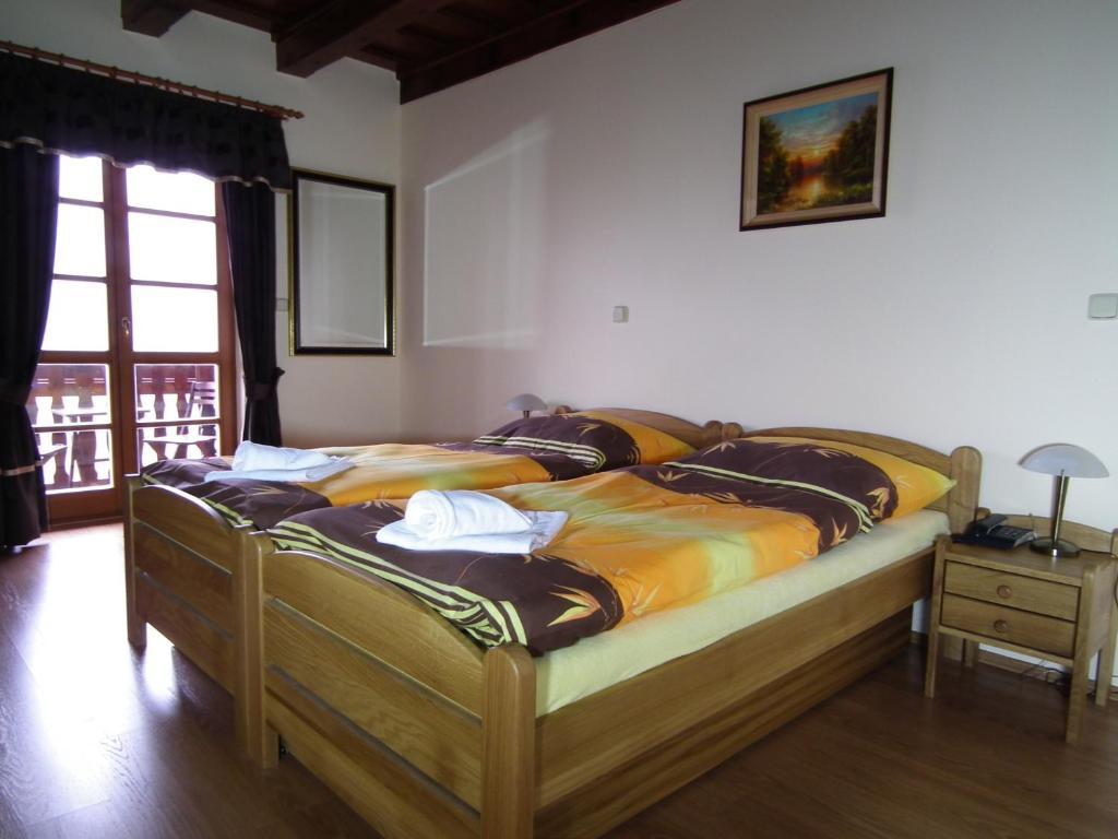 Hotel Alpska Vyhlidka Kvilda Rum bild