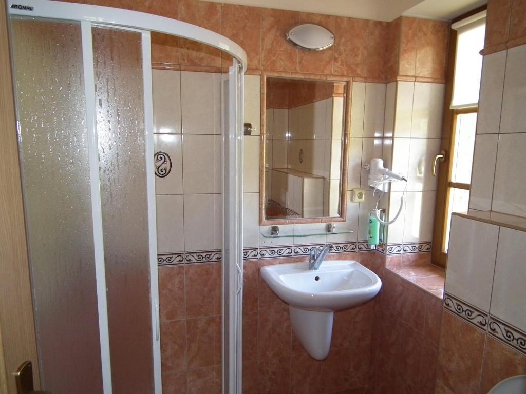 Hotel Alpska Vyhlidka Kvilda Rum bild